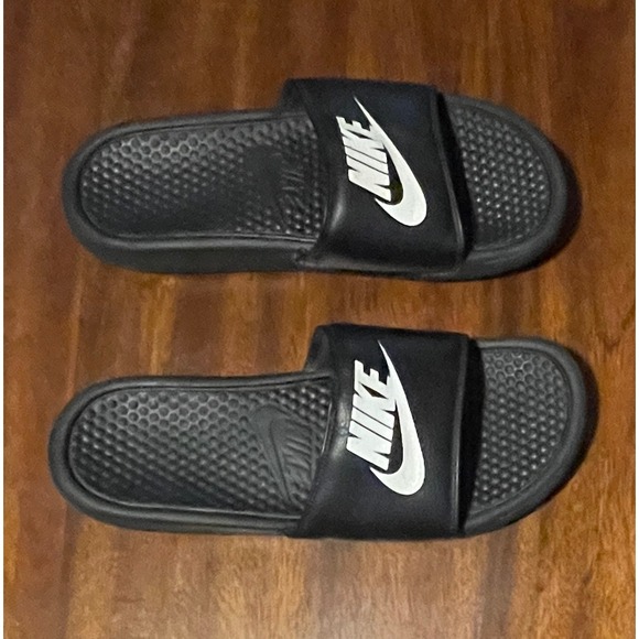 Nike Slides Mens Size 10‎ Black White Logo Comfort Sandals Slip On Casual - Picture 2 of 6